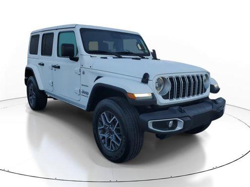 2024 Jeep Wrangler 4-Door Sahara 4x4