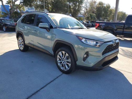 2021 Toyota RAV4 XLE Premium