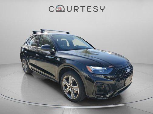 2025 Audi Q5 45 S line Premium