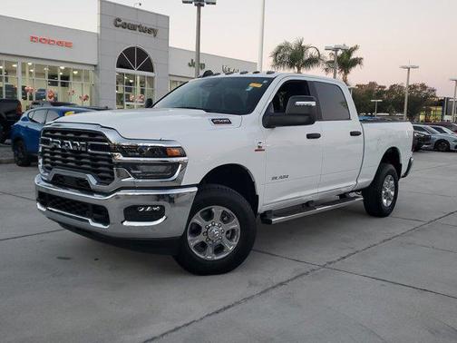 2025 RAM 2500 Big Horn Crew Cab 4x4 6'4' Box