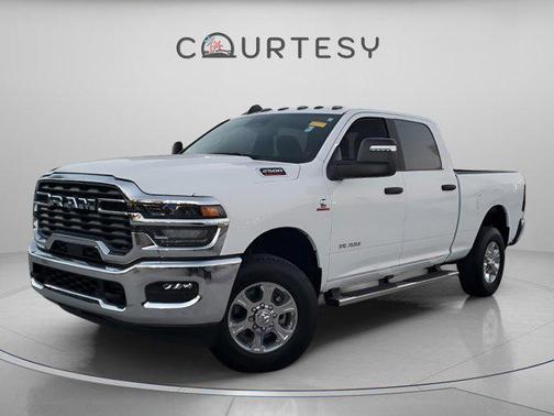 2025 RAM 2500 Big Horn Crew Cab 4x4 6'4' Box