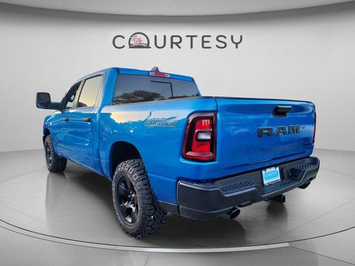 Hydro Blue Pearlcoat 2026 RAM 1500 Warlock Crew Cab 4x4 5'7' Box