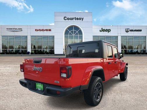 2023 Jeep Gladiator Overland