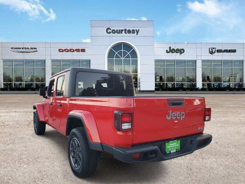 2023 Jeep Gladiator Overland