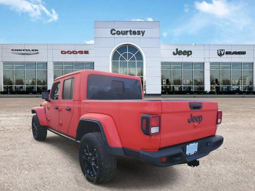 2025 Jeep Gladiator Nighthawk