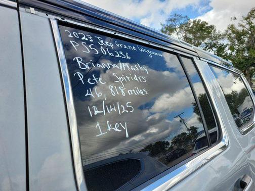 2023 Jeep Grand Wagoneer 4x4