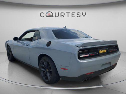 Smoke Show 2022 Dodge Challenger R/T