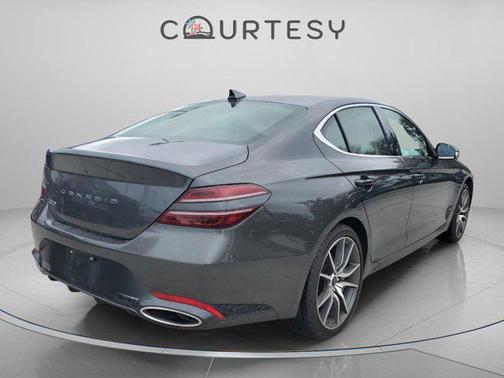 2025 Genesis G70 2.5T RWD