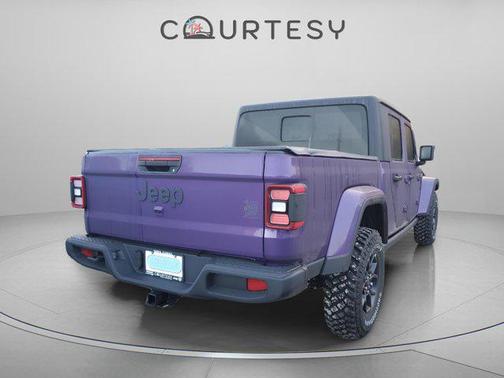 2026 Jeep Gladiator Willys 4x4