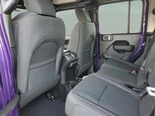 2026 Jeep Gladiator Willys 4x4