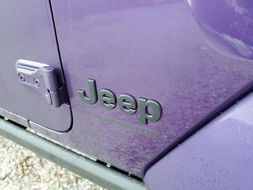 2026 Jeep Gladiator Willys 4x4