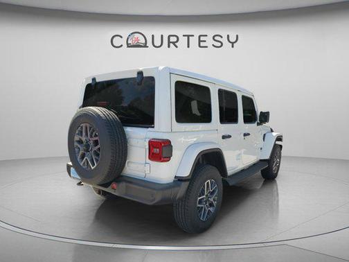 Bright White Clearcoat 2026 Jeep Wrangler 4-Door Sahara 4x4