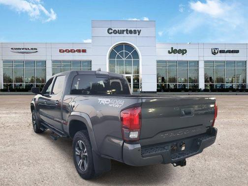 2018 Toyota Tacoma TRD Sport