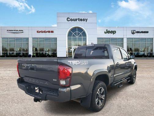 2018 Toyota Tacoma TRD Sport