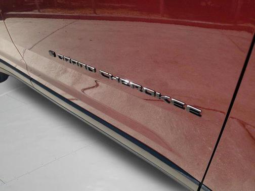 Velvet Red Pearlcoat 2023 Jeep Grand Cherokee L Altitude