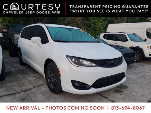 2019 Chrysler Pacifica Touring L