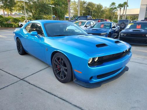 B5 Blue Pearlcoat 2023 Dodge Challenger SRT Hellcat