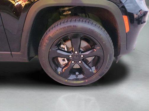 2022 Jeep Grand Cherokee L Altitude