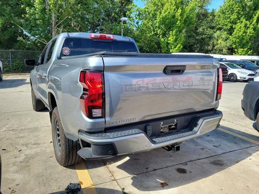 Sterling Gray Metallic 2023 Chevrolet Colorado LT