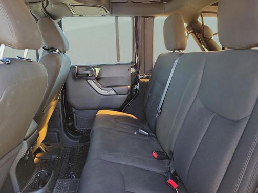 Black Clearcoat 2016 Jeep Wrangler Unlimited Sport