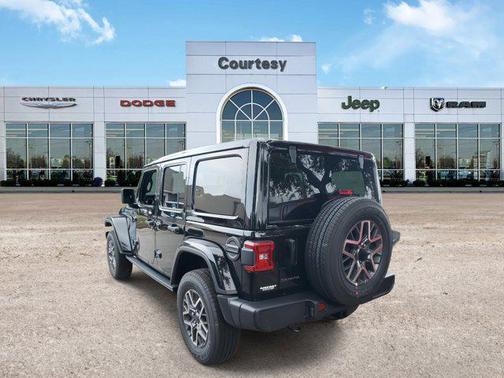 2025 Jeep Wrangler 4-Door Sahara 4x4