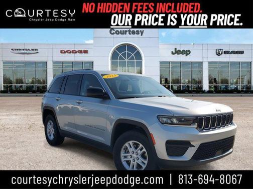 2023 Jeep Grand Cherokee Laredo