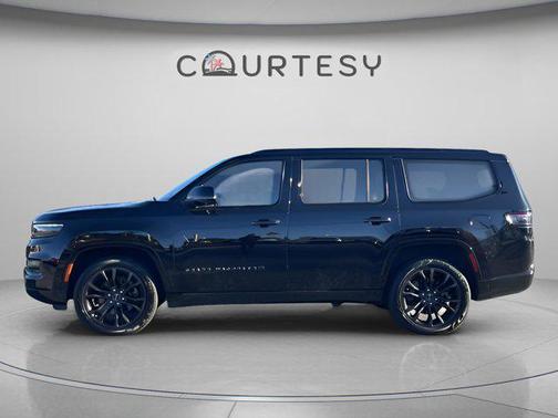 2023 Jeep Grand Wagoneer Obsidian 4x4