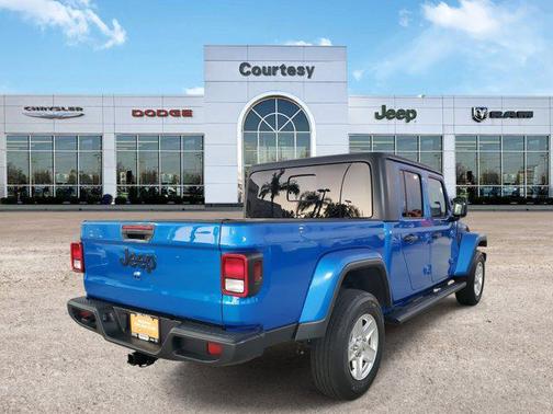 2023 Jeep Gladiator Sport S