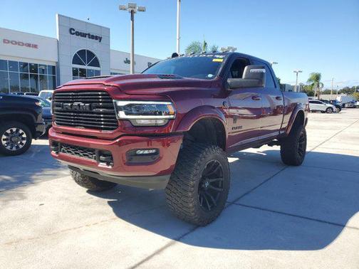 2024 RAM 3500 Laramie Crew Cab 4x4 6'4' Box