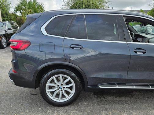2022 BMW X5 sDrive40i
