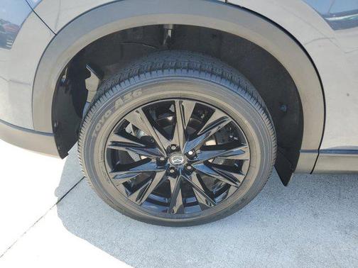 2023 Mazda CX-5 Carbon Edition