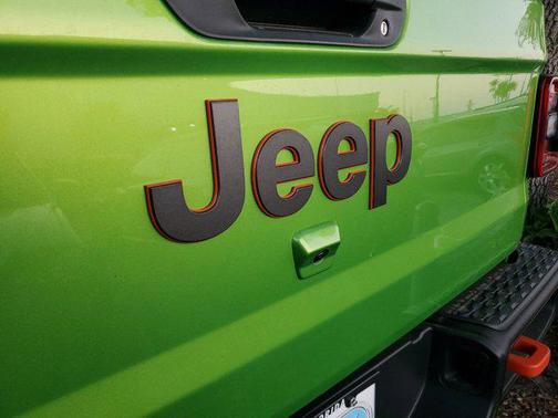 2025 Jeep Gladiator Mojave X