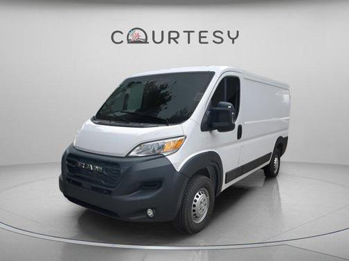 2026 RAM ProMaster 1500 Low Roof