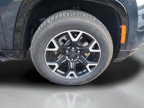 2025 Jeep Wagoneer L Series III 4x4