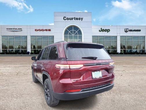 2025 Jeep Grand Cherokee Altitude