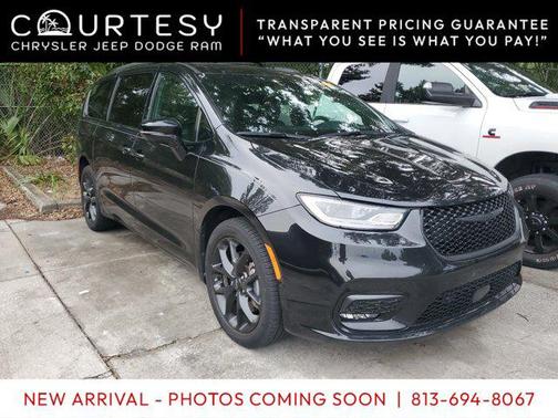 2023 Chrysler Pacifica Limited