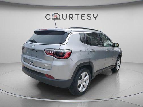 Billet Silver Metallic Clearcoat 2021 Jeep Compass Latitude