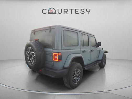 2026 Jeep Wrangler 4-Door Sahara 4x4