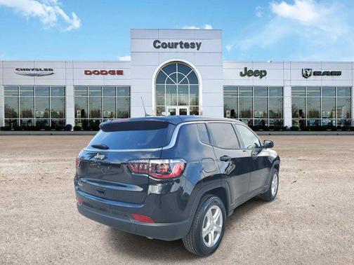 2023 Jeep Compass Sport