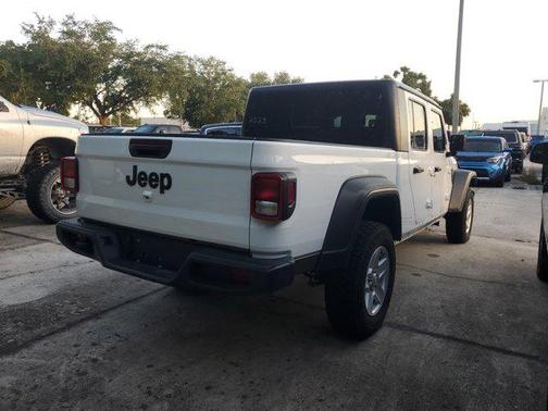 2023 Jeep Gladiator Sport S
