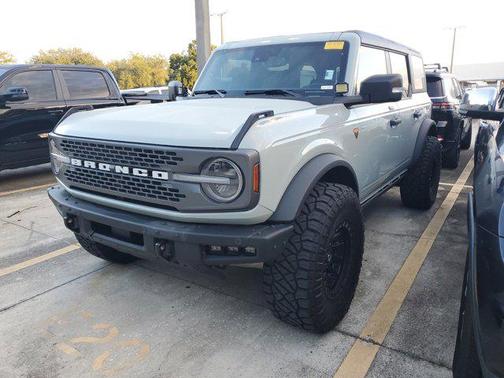 2023 Ford Bronco Badlands