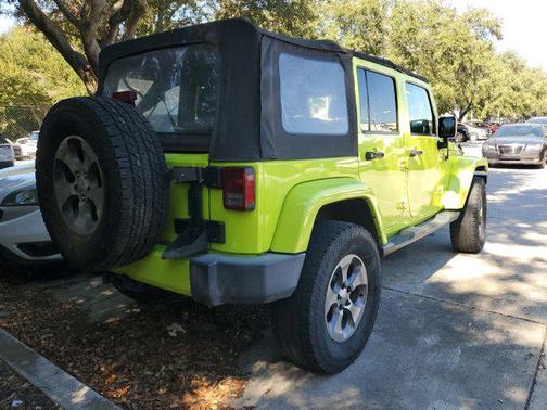 2016 Jeep Wrangler Unlimited Sahara
