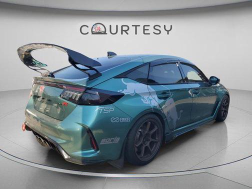 2024 Honda Civic Type R .