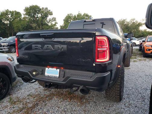 Diamond Black Crystal Pearlcoat 2026 RAM 1500 RHO Crew Cab 4x4 5'7' Box