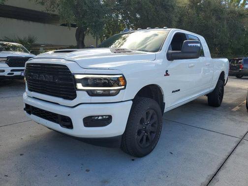 2024 RAM 2500 Laramie Crew Cab 4x4 6'4' Box