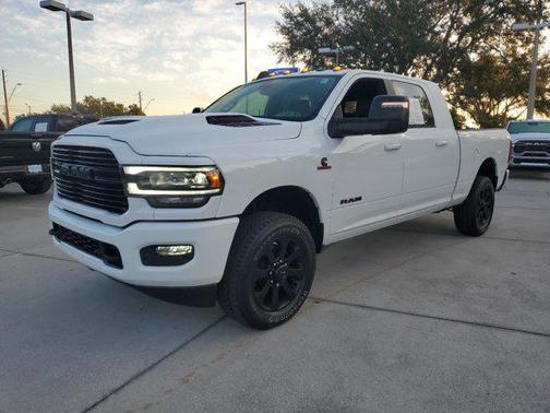2024 RAM 2500 Laramie Crew Cab 4x4 6'4' Box