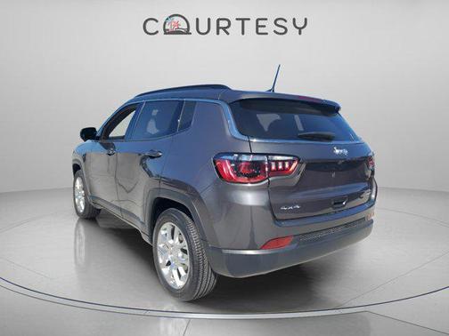 2024 Jeep Compass Latitude Lux