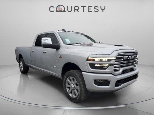 2026 RAM 3500 Laramie Crew Cab 4x4 8' Box