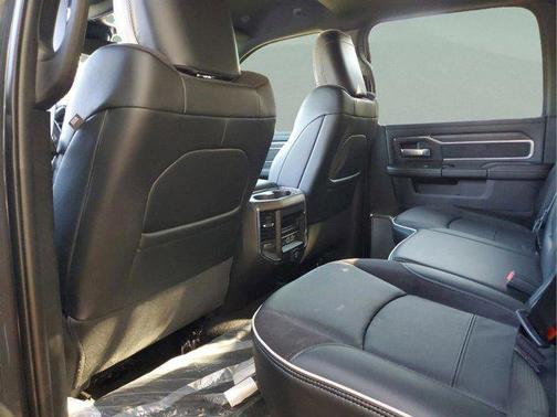 2026 RAM 2500 Laramie Crew Cab 4x4 6'4' Box