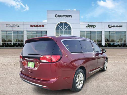 2019 Chrysler Pacifica Touring-L Plus